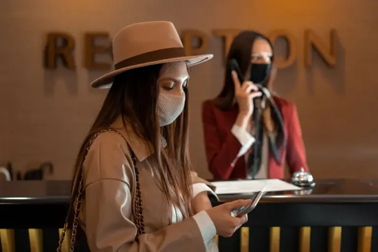 Réserver sur Booking.com quand l'incertitude est devenue la norme de voyage