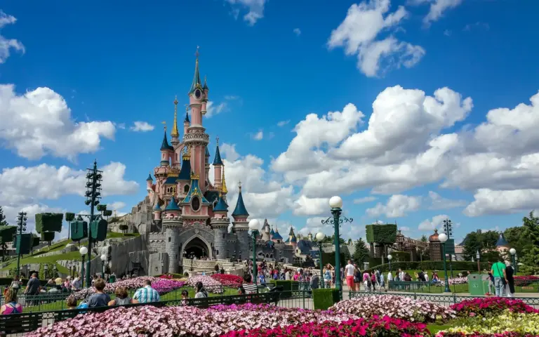 Visiter Disneyland Paris en 2026 sans gaspiller ni rater l'essentiel